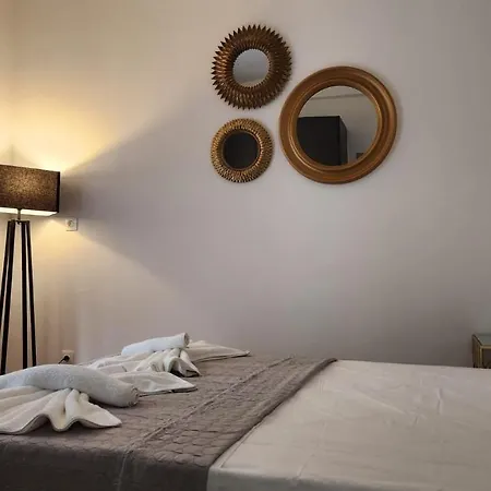 De Lenco 4 * Athens